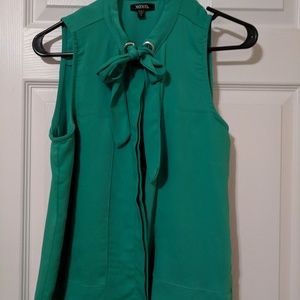 Green sleeveless button down